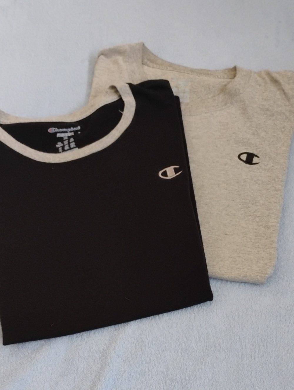 Champion T-shirts - Picture 1 of 15